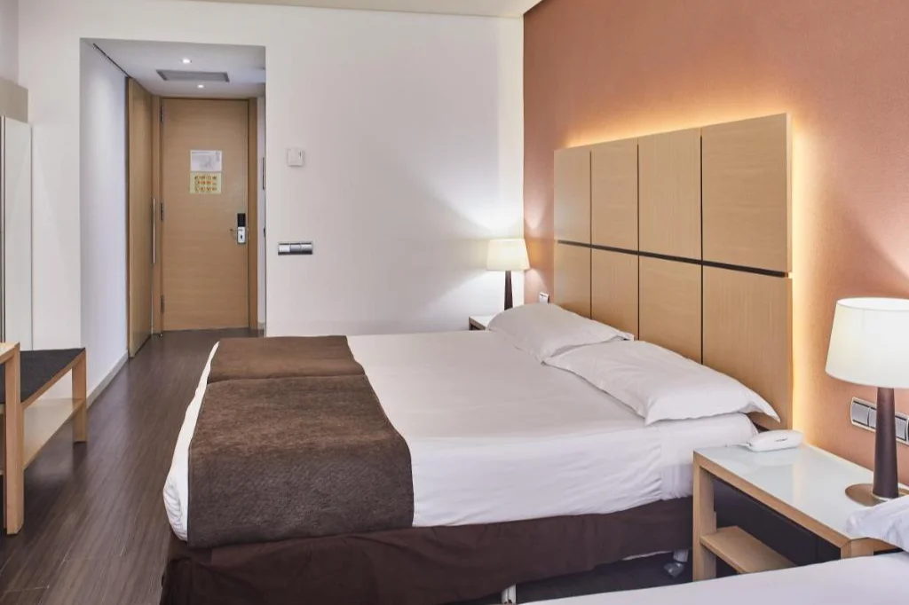 triple room Silken Puerta Valencia