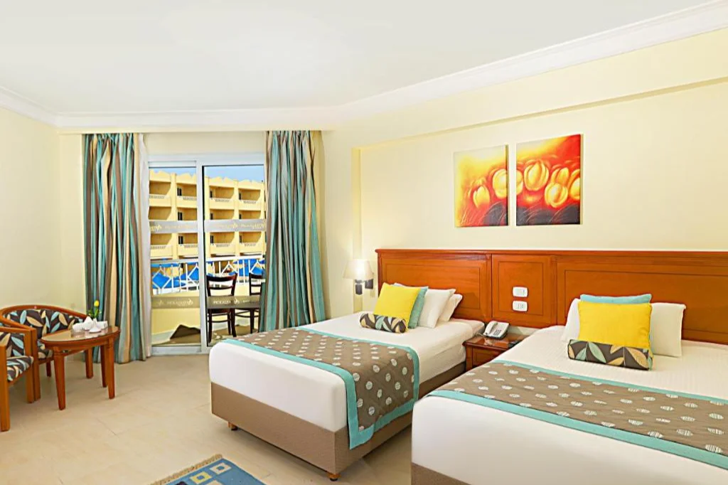 triple room Amwaj Beach Club