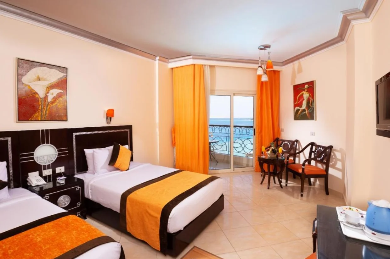 Sphinx Aqua Resort twin room