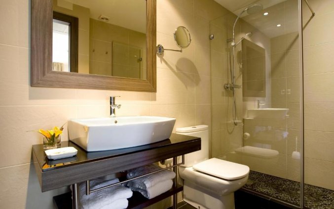 Badkamer in een kamer van Hotel Oasis in Barcelona