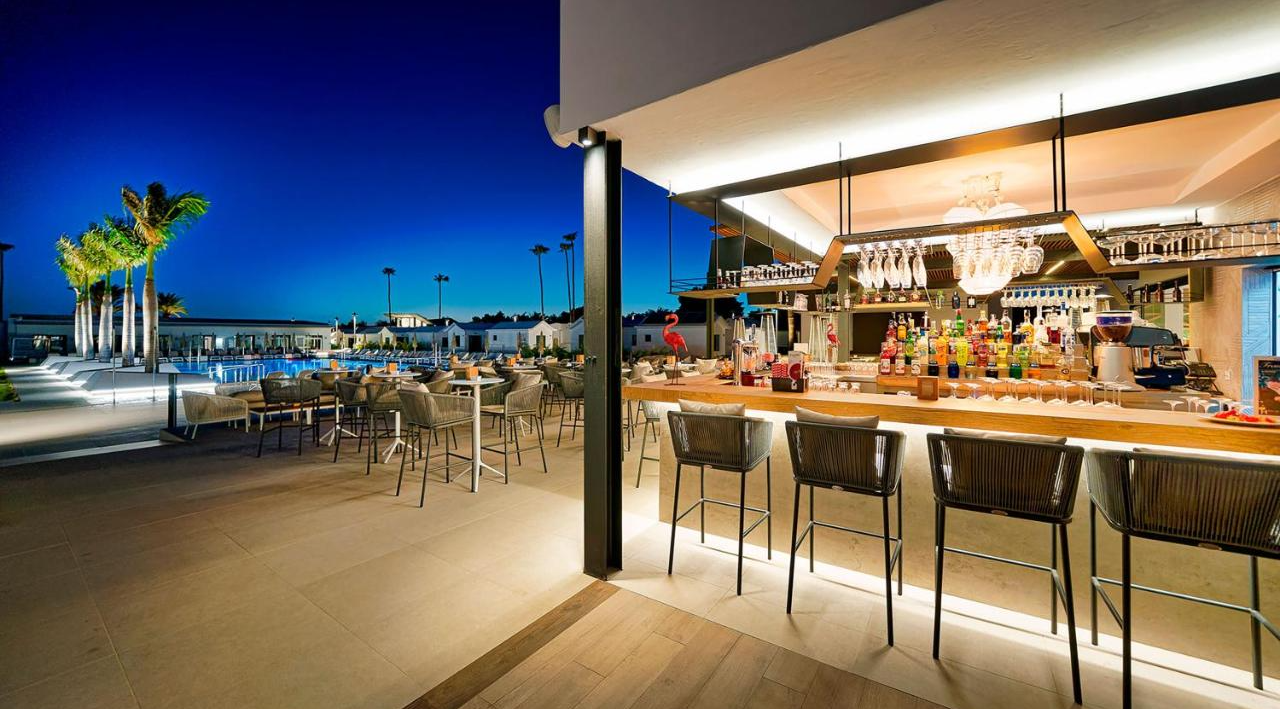 Poolbar van Club Maspalomas Suites & Spa op Gran Canaria