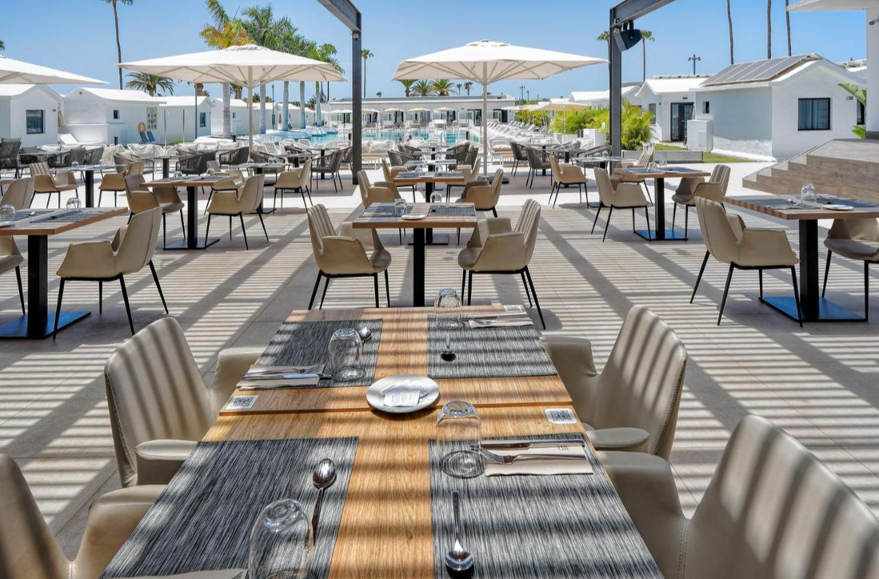 Terras van het restaurant van Club Maspalomas Suites & Spa op Gran Canaria