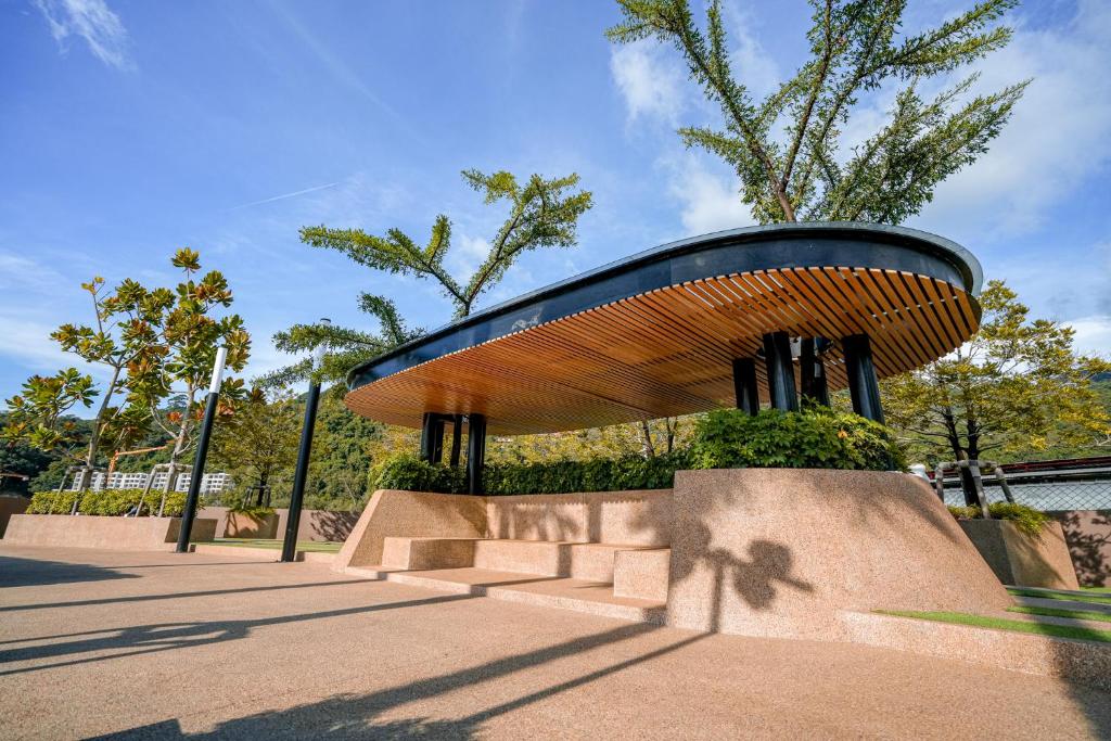 Uitzicht vanaf het dak bij The Marin Phuket Kamala Beach