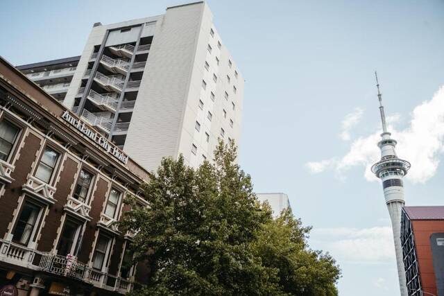 24-uurs receptie bij Auckland City Hotel - Hobson St