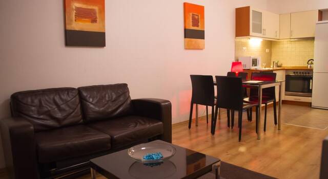 Woonkamer en keuken van appartementen Broadway in Budapest