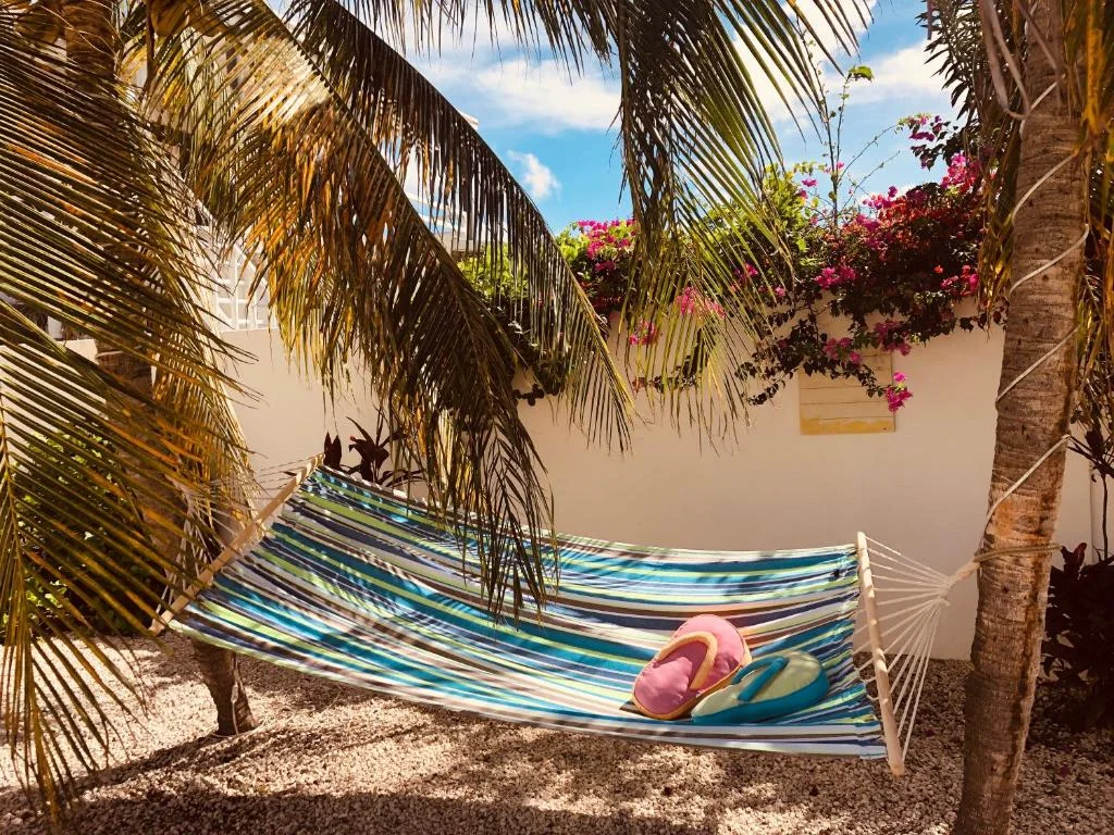 Karibu Aruba Boutique Hotel