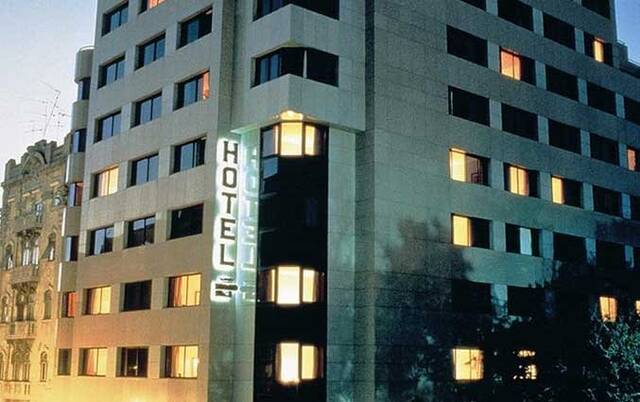 Buitenkant van Hotel Real Parque in Lissabon