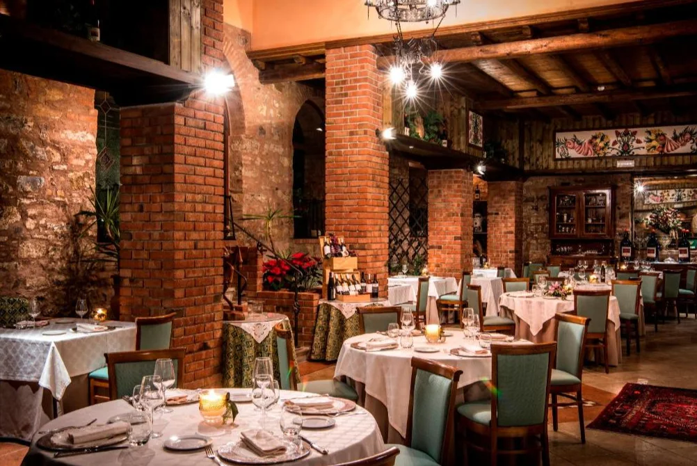 Relais Abbazia Santa Anastasia restaurant 