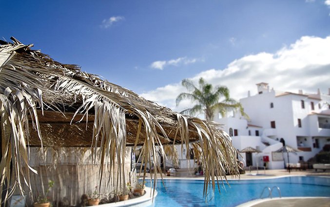 Zwembad van Aparthotel Fairways Club op Tenerife