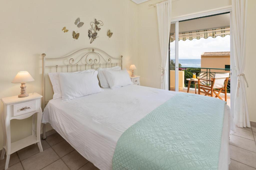 Barbati Bay Elegant Beach - slaapkamer met balkon