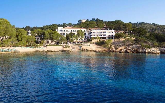 Hotel Cala Fornells - de baai van Cala Fornells