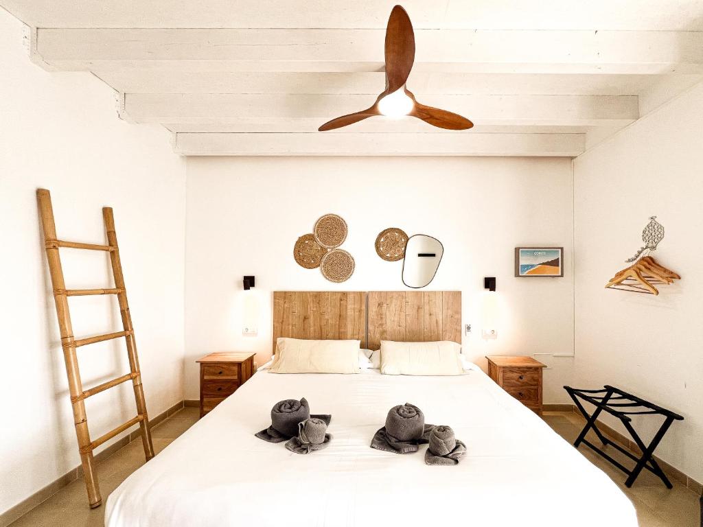 Helene Holidays - slaapkamer met houten balken