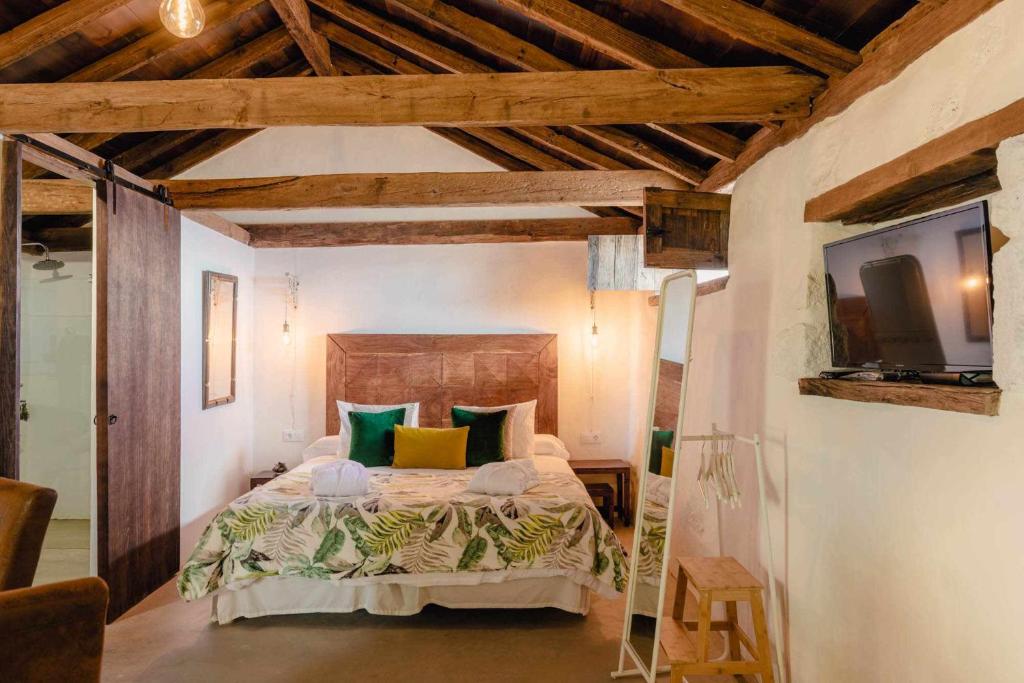 Hacienda El Terrero - slaapkamer met tv