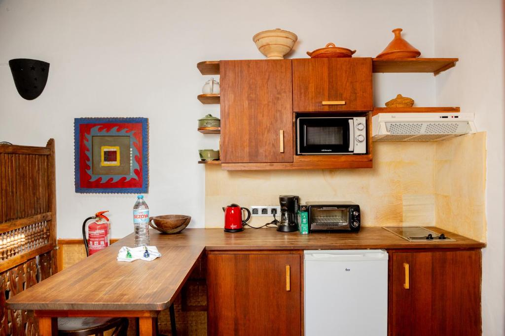 Finca Tomaren - keuken met eettafel