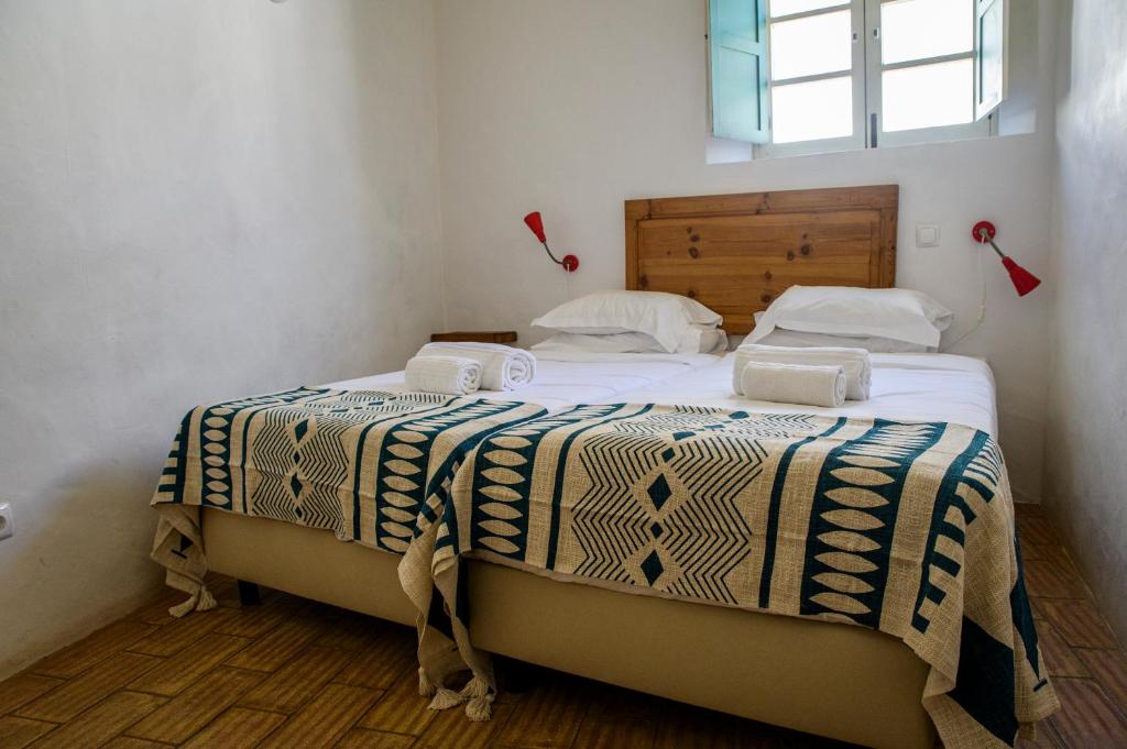 Aldeia da Pedralva - slaapkamer met tweepersoonsbed