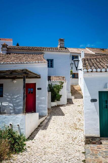 Aldeia da Pedralva - straatje tussen de dorpshuizen