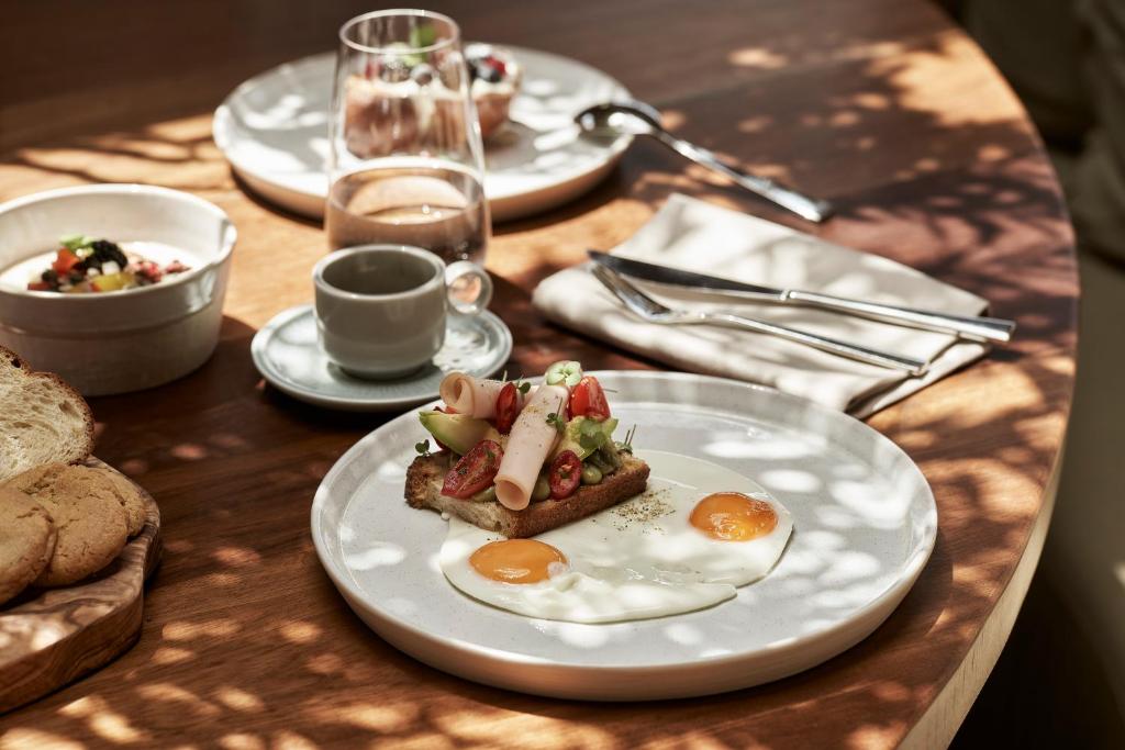 The Olivar Suites - ontbijt op het terras