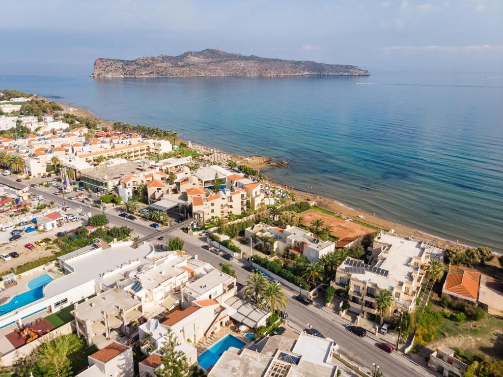 Elotis Suites - baai van Agia Marina