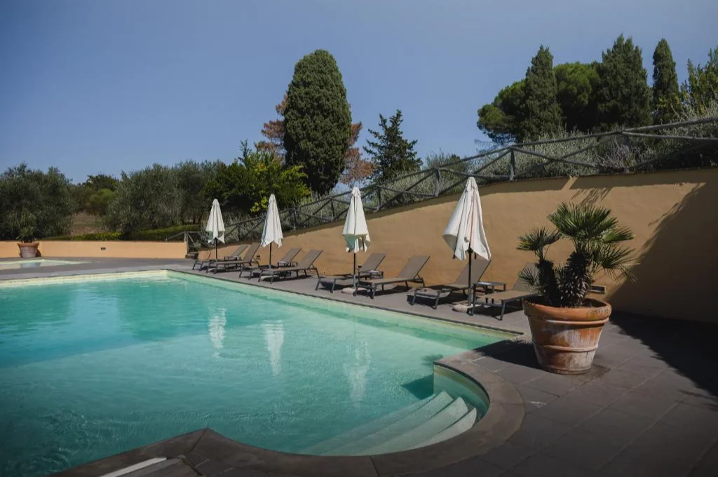Resort Borgo Di Colleoli zwembad