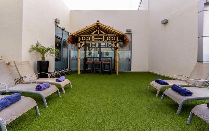 Terras van Aparthotel Auris First Central Suites in Dubai