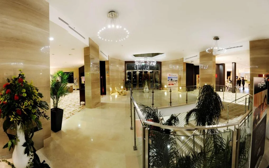Hotel Hilton Garden Inn Lecce lobby