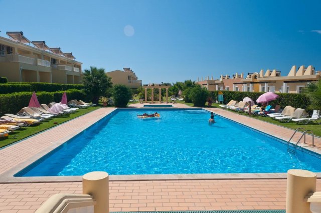 Zwembad van Appartementen Villas Barrocal Algarve