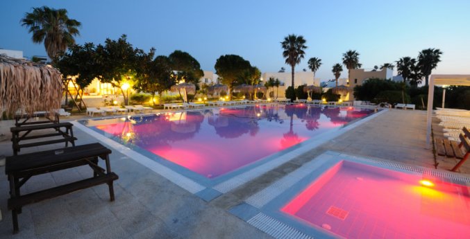 Zwembad van Hotel Summer Village op Kos