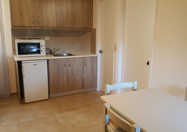Keuken in appartement van Rainbow Apartments op Kreta