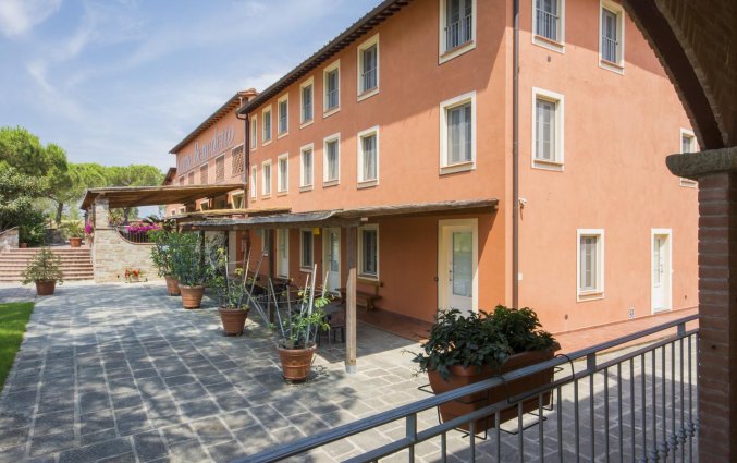 Buitenaanzicht van Hotel Agriturismo Corte Benedetto in Toscane
