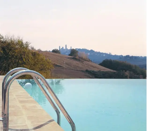 Bed and Breakfast Poderi Arcangelo zwembad