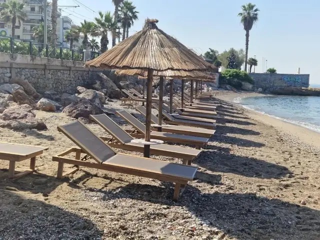 Strand van Hotel Coral Athens
