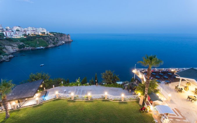 Tuin van Hotel Club Falcon in Antalya