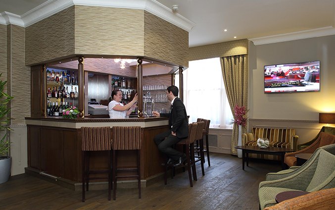 Bar bij hotel Phoenix Londen