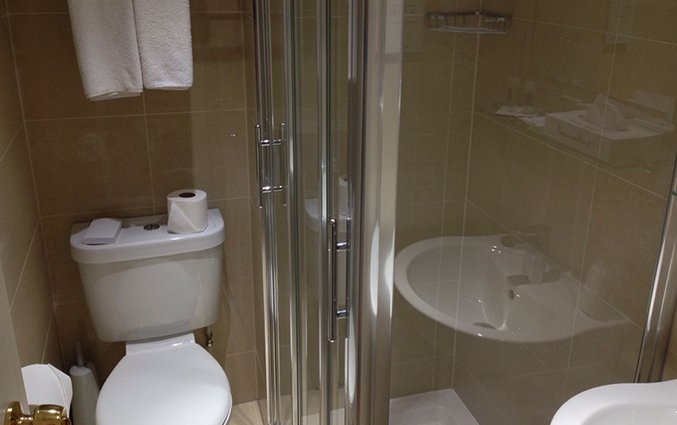 Bathroom bij hotel Phoenix Londen