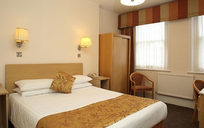 Slaapkamer bij hotel Phoenix Londen