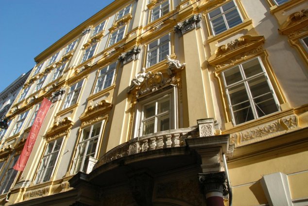 Voorkant van Hotel Pertschy Paleis in Wenen