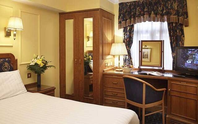 Tweepersoonskamer van Hotel Lancaster Gate in Londen