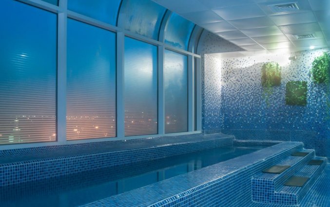 Zwembad van Appartementen ZiQoo in Dubai