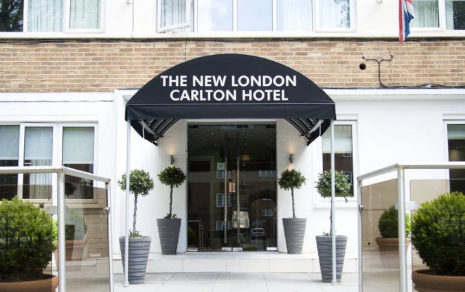 Entree van Hotel New London Carlton in Londen