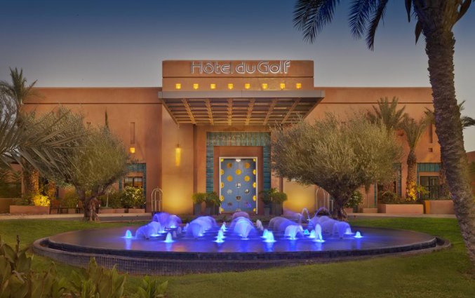 Buitenzwembad van Hotel du Golf Rotana in Marrakech