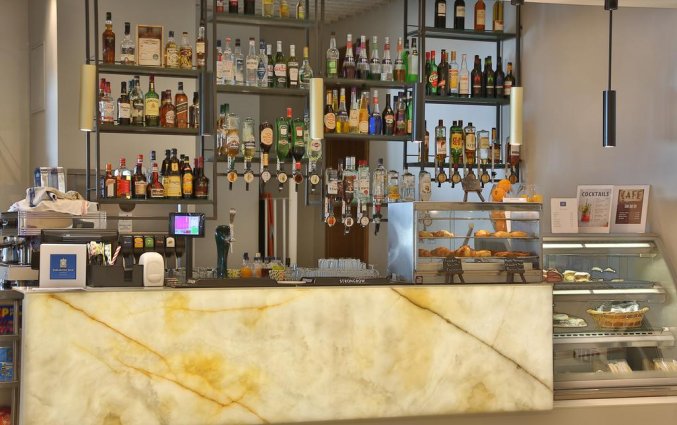 Bar van hotel Paradise Bay malta