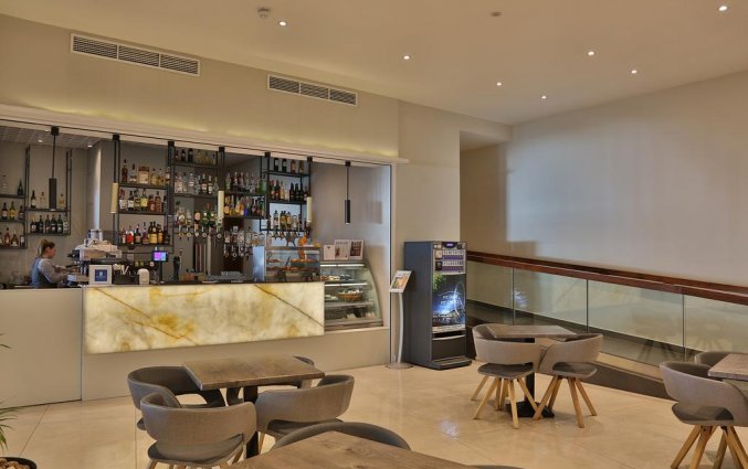 Bar van hotel Paradise Bay malta